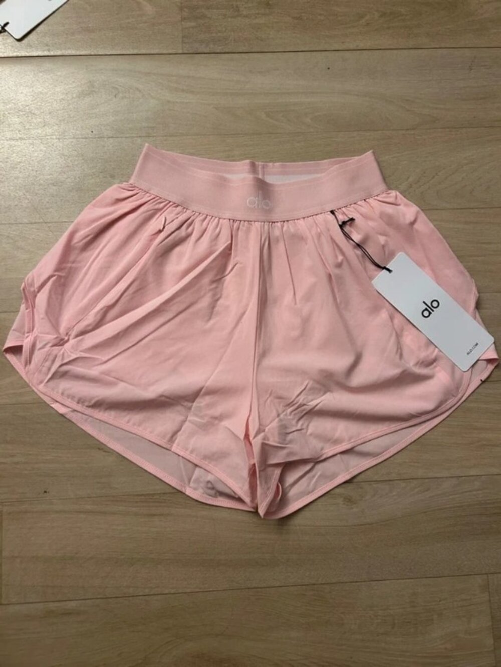 Alo Yoga Rose Tank Top & Running Shorts Set in Light Pink, Size XS - Picture 3 of 4